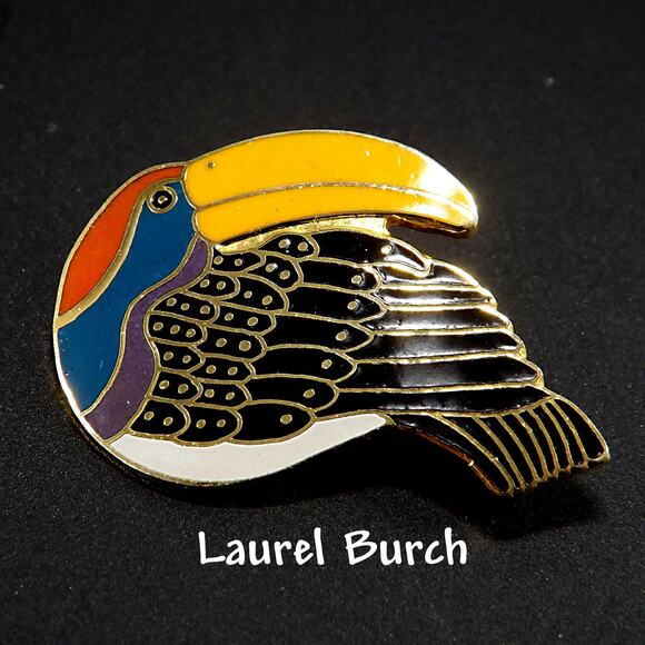 Laurel Burch Toucan Brooch, Gold Plated Cloisonne & Enamel, 1980 Vintage Jewelry - Picture 1 of 10